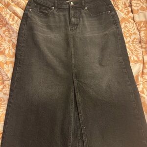 Black denim skirt Loft size 8. Color is Black